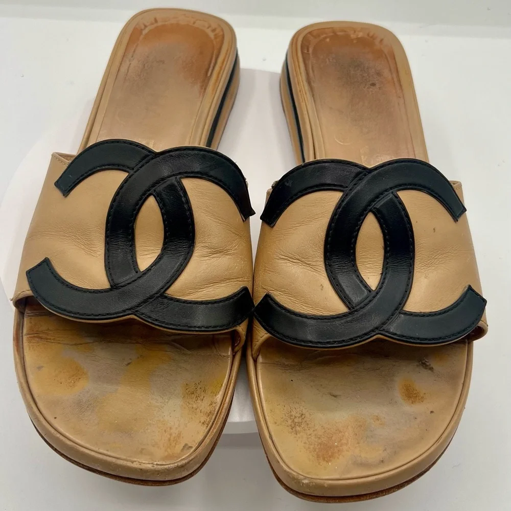Sold! CHANEL Beige and Black Women's Sandals - Picture 2 of 8
